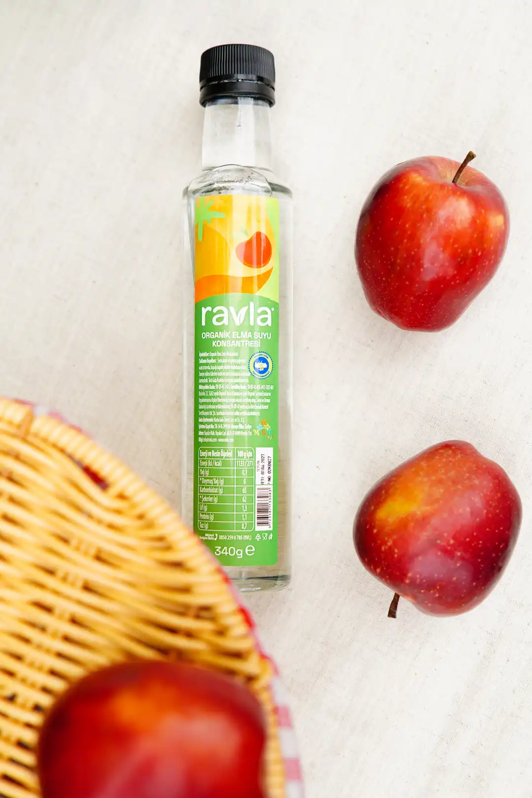Ravla Organik Elma Suyu Konsantresi - 340g